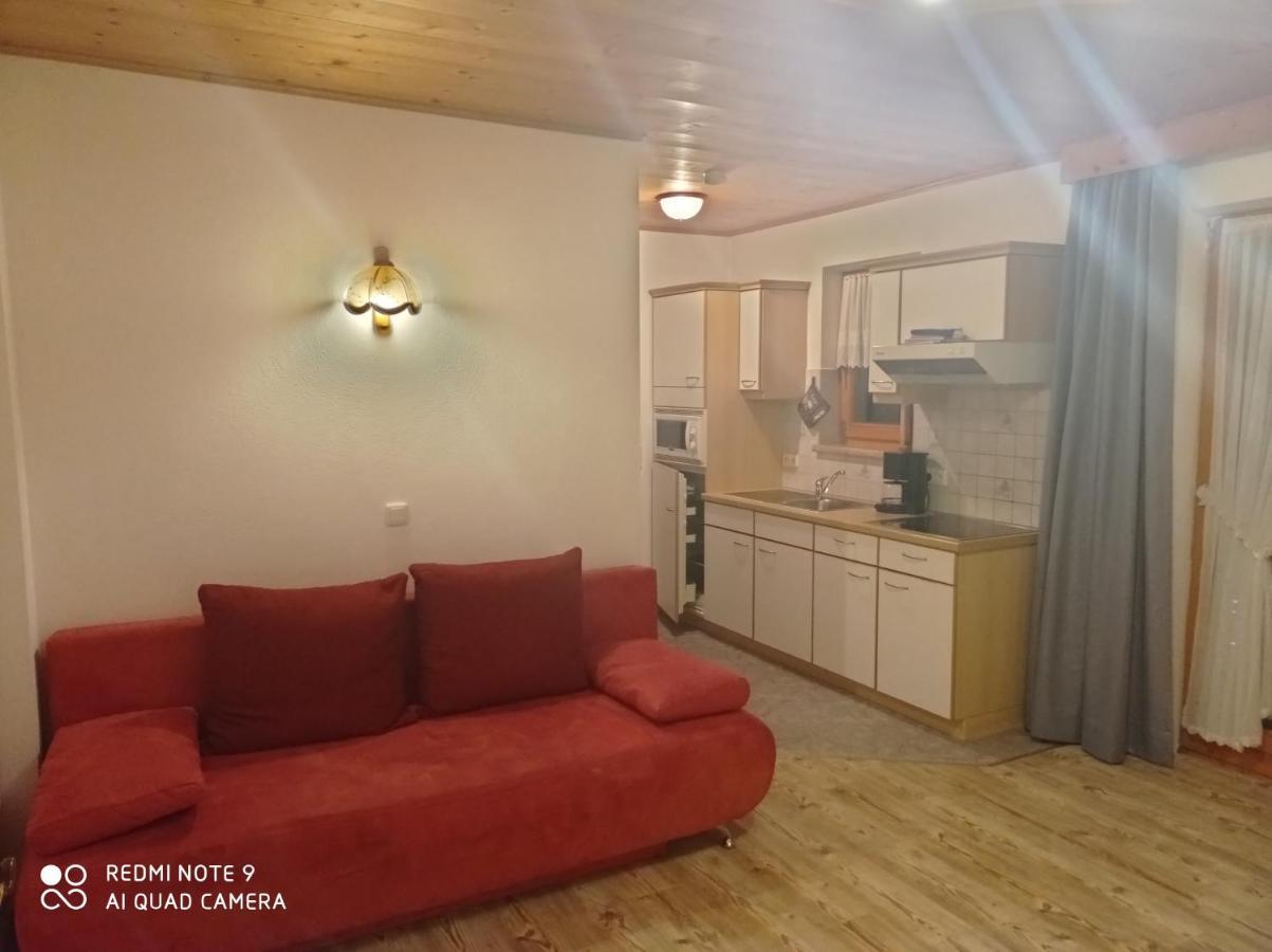 Haus Sonnenschein Apartman Holzgau Kültér fotó
