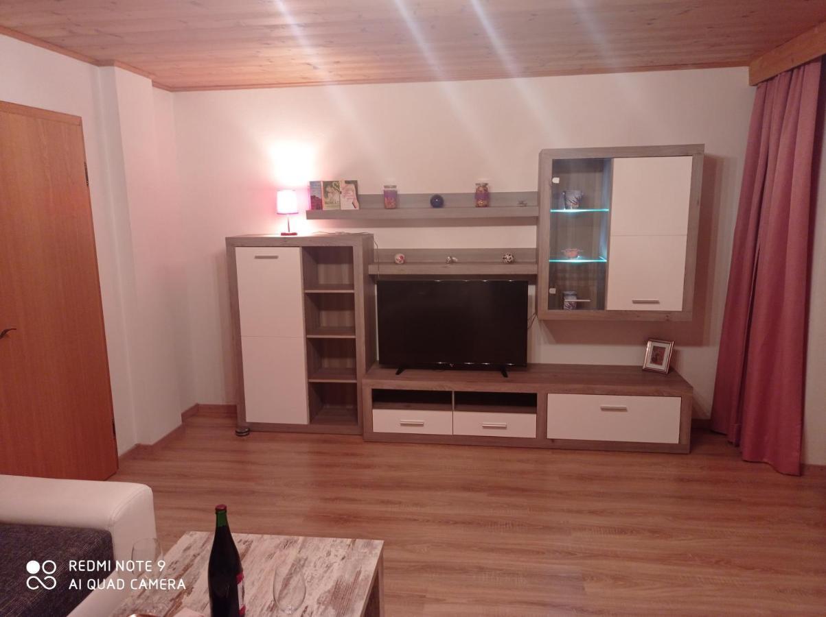 Haus Sonnenschein Apartman Holzgau Kültér fotó